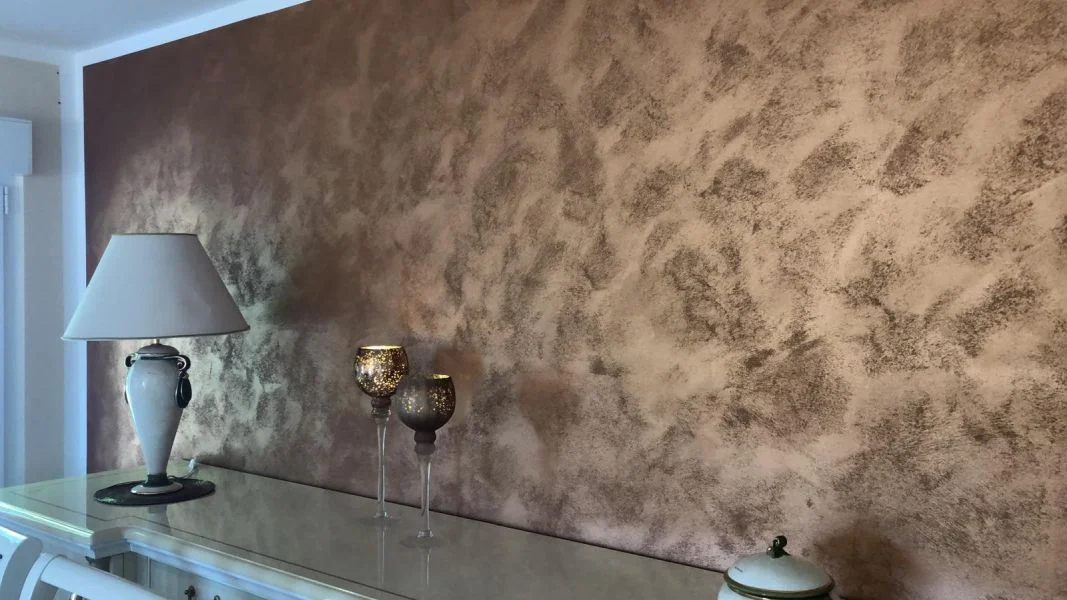 Strukturierte Wandgestaltung Wohnzimmer Aargau Maler Romeo